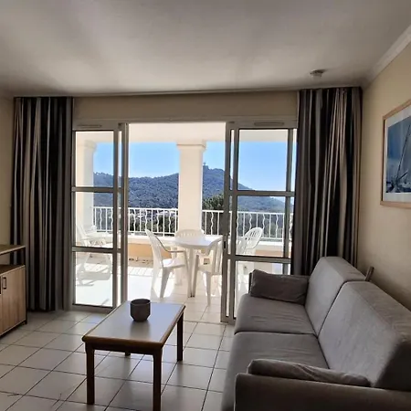Résidence Le Hameau De Cap Esterel - Maeva - 4 Personnes - Sélection Mae-9301 * Saint-Raphaël